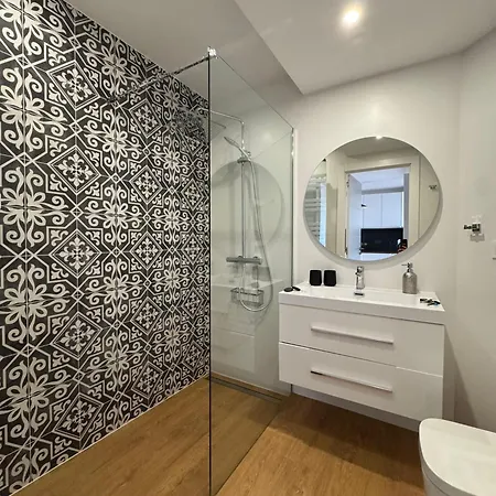 Apartment New With Sea View - Casa Mosaic